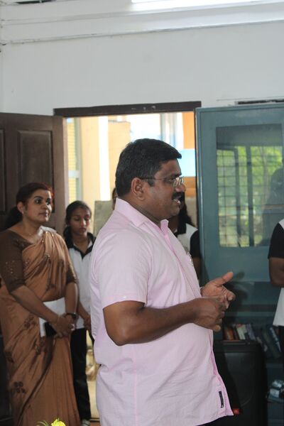 പ്രമാണം:IMG 9144.JPG