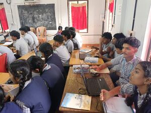 ROBOTIC WORKSHOP 2.45053.jpg