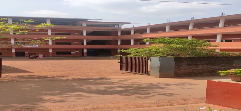 പ്രമാണം:16063-main building.jpg