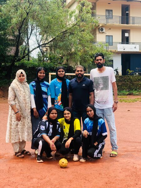 പ്രമാണം:18103 E.jpg