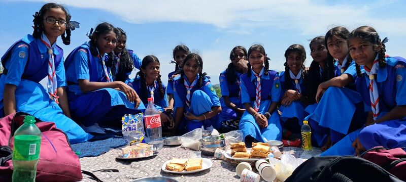 പ്രമാണം:21060 hike1.jpg