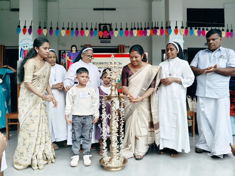 പ്രമാണം:22267 TCR Praveshanolsavam 2026.jpg