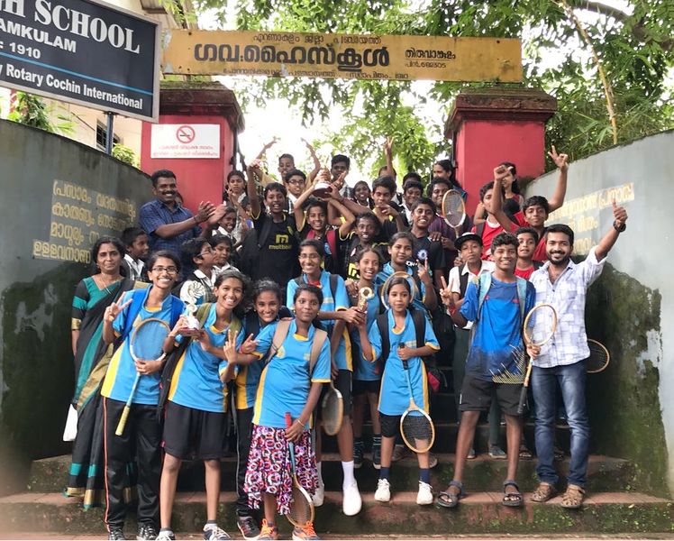 പ്രമാണം:26051-School Ball Badminton Team(2).jpg