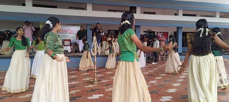 പ്രമാണം:34046 th3.jpg