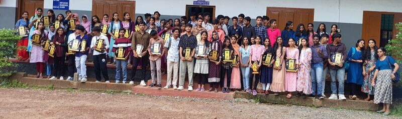 പ്രമാണം:36037 nirappakit 3.jpg