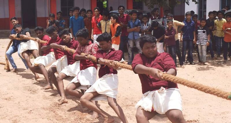 പ്രമാണം:36053 onam2.jpeg