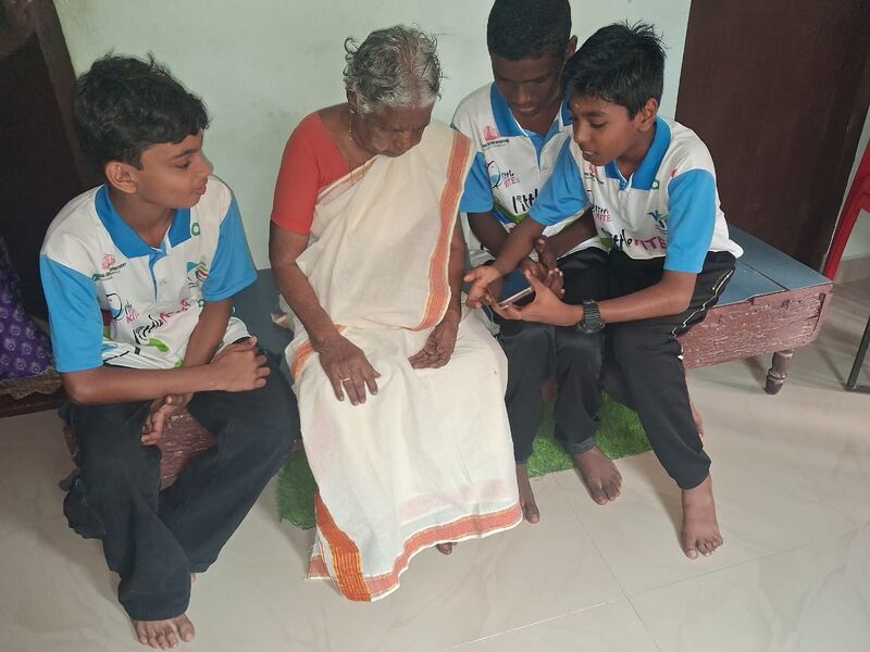 പ്രമാണം:38099 VAYOGANA DAY5.jpg