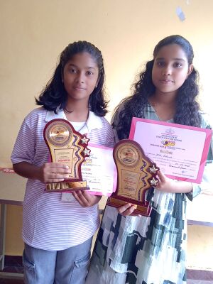 42042 fida and fathima.jpg