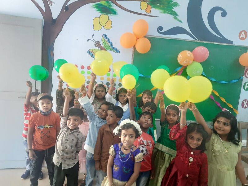 പ്രമാണം:44243 23pravesanothsavam2.jpg