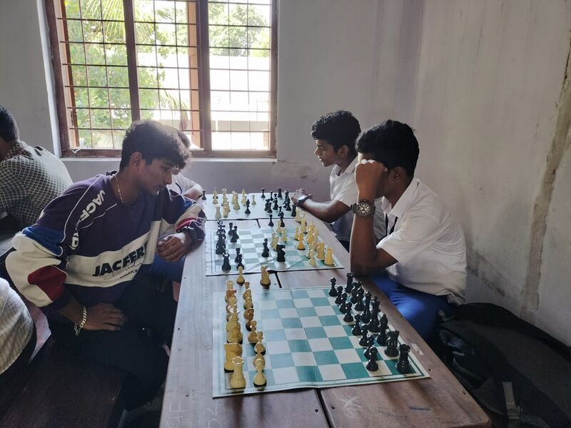 പ്രമാണം:Chess 35052 23 (3).jpg