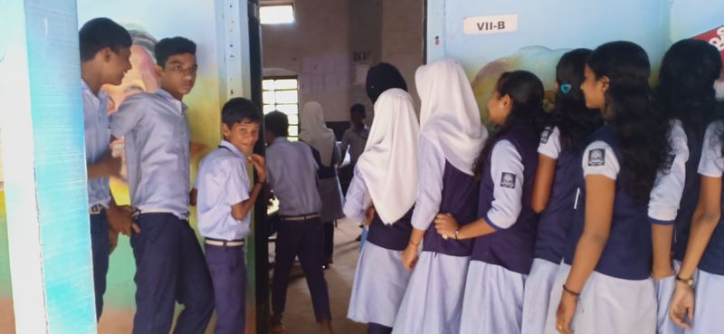 പ്രമാണം:Ele 2.jpg