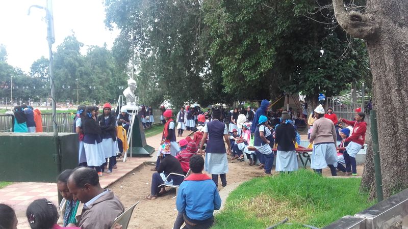 പ്രമാണം:Tour1 43065.jpg