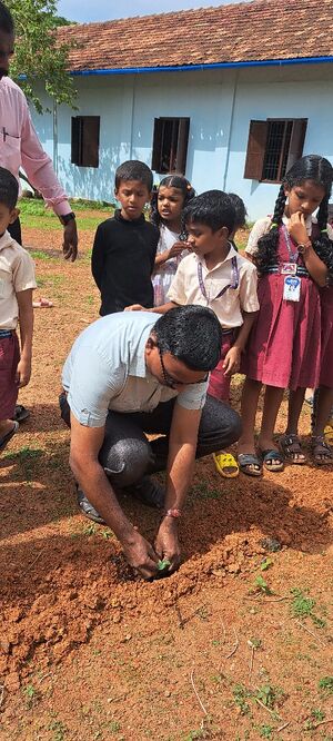 11411-KGD-Planting 3.jpeg