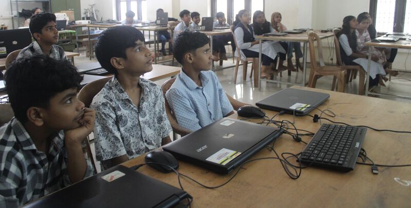 പ്രമാണം:12036 lk exam model 2.JPG