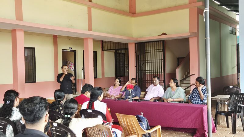 പ്രമാണം:12329 janaral body2.jpg