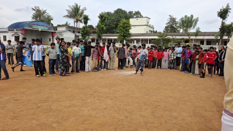 പ്രമാണം:15030 GHSS KANIYAMBETTA.jpg