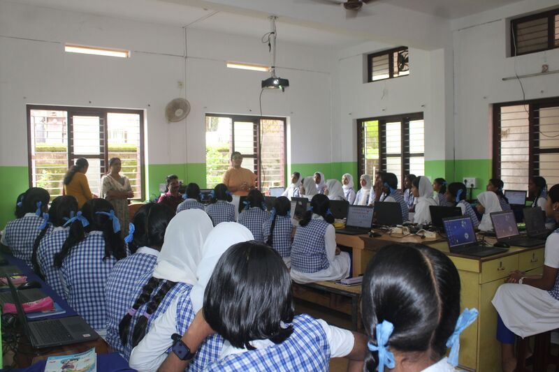 പ്രമാണം:16002 lkaptitude3 24.JPG