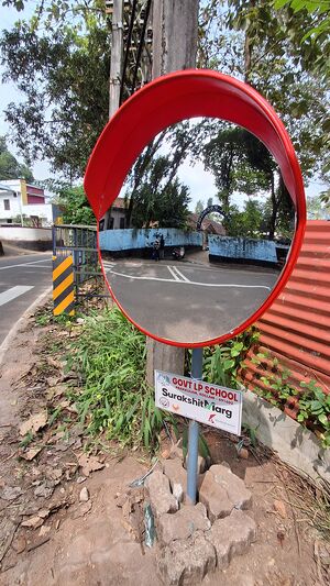 41409 safety mirror8.jpg