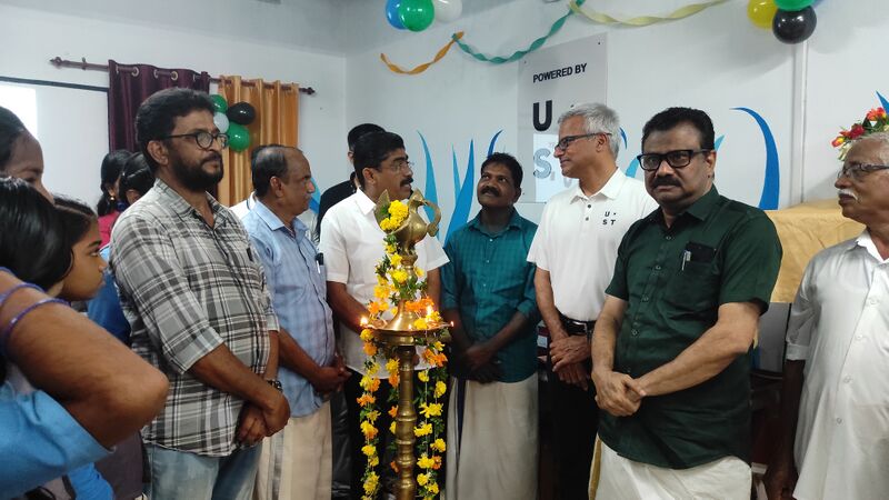 പ്രമാണം:44244 itlab 2025 2.jpg