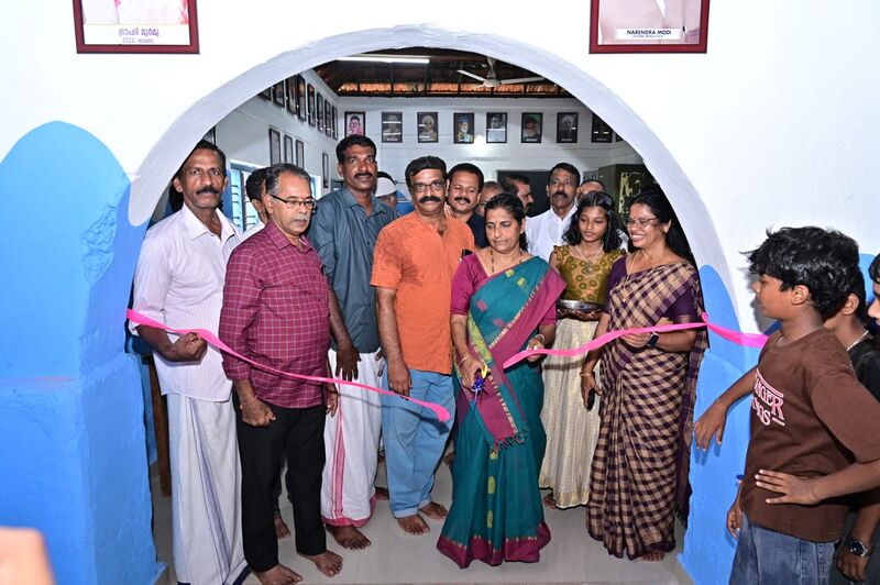 പ്രമാണം:BS KSD 12238 10.jpg