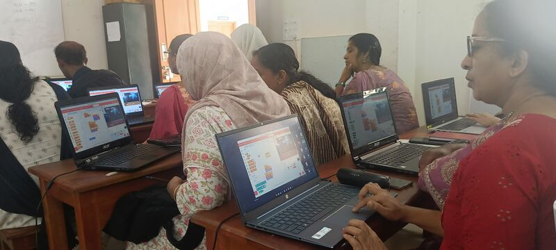 പ്രമാണം:Drcmlp-oct15-lkcamp-gghss mlp5.jpg