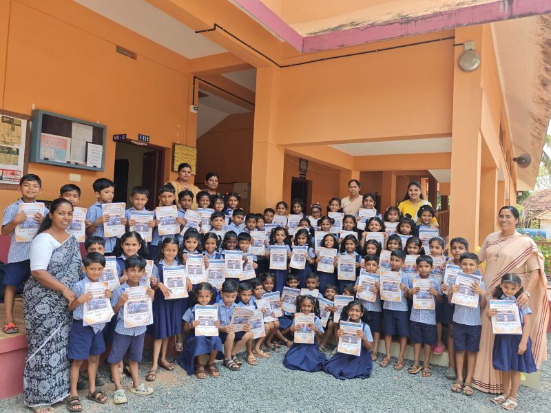 പ്രമാണം:12354 STANNSAUPSNILESHWAR AKSHARAPOONTHEN 03.jpg