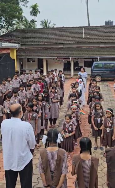 പ്രമാണം:13669 KNR INDEPENDENCE DAY 1.jpg