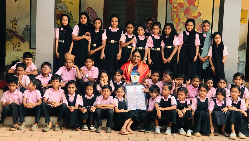 പ്രമാണം:13703 farewell hm school activity.jpg