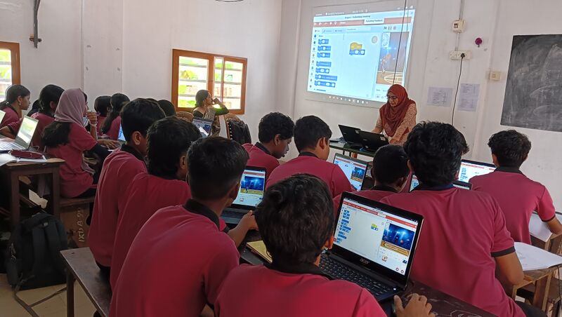 പ്രമാണം:23004LK camp 3.jpg