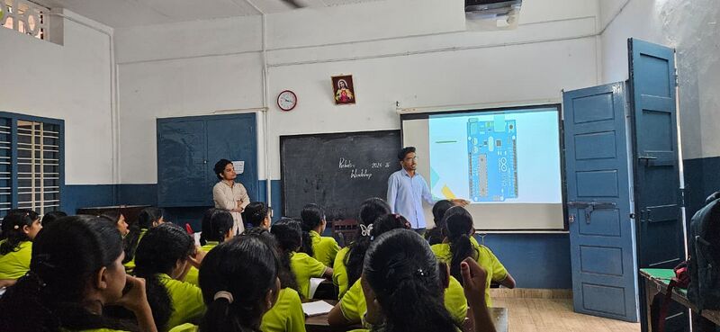 പ്രമാണം:25036 RF1.jpeg