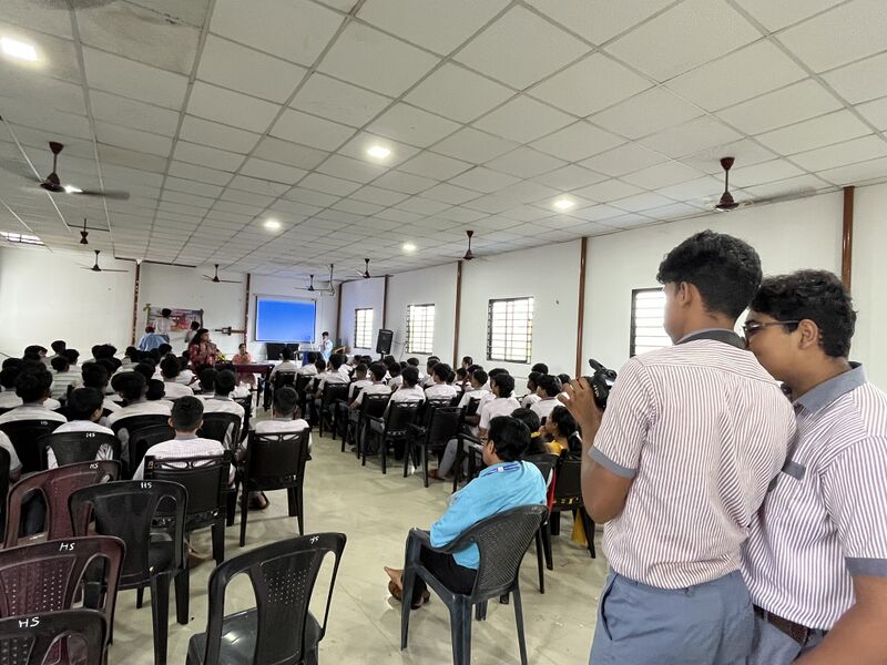 പ്രമാണം:35050 lkb1.jpg