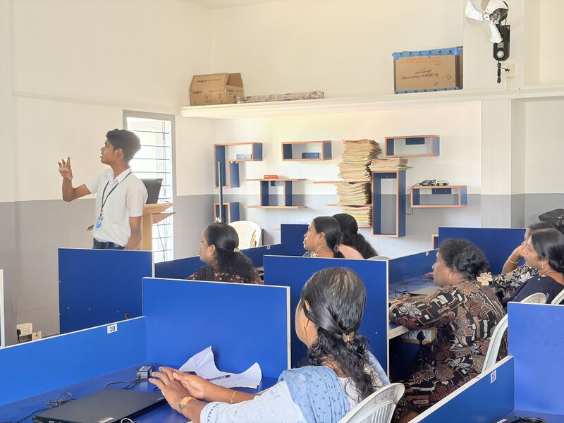 പ്രമാണം:35052 ai class9 3.JPG