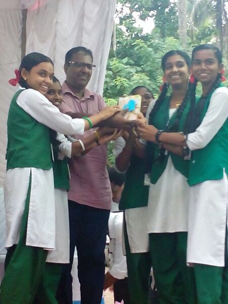 പ്രമാണം:44050 285.jpg