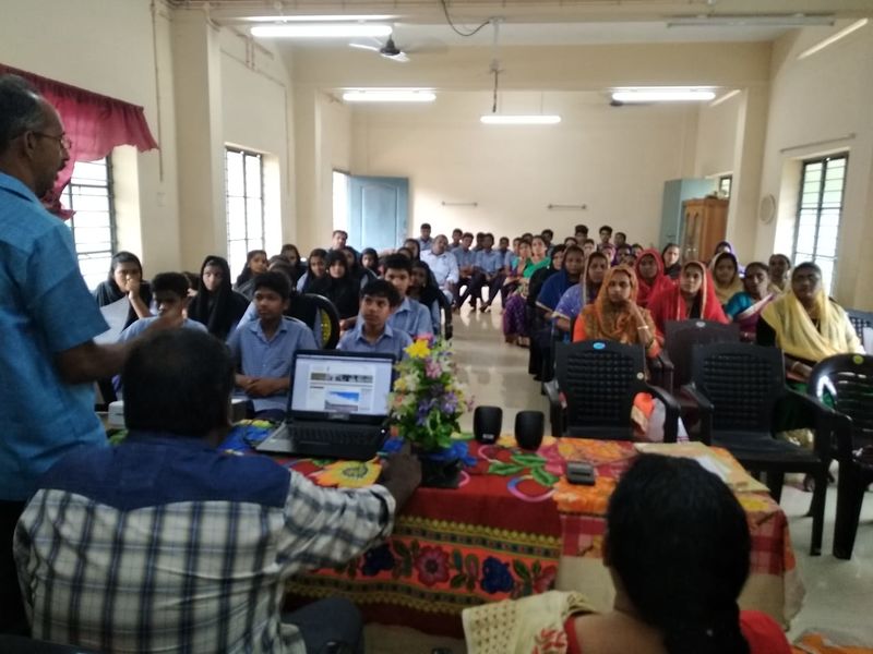 പ്രമാണം:Kite inaguration 2.1.jpg