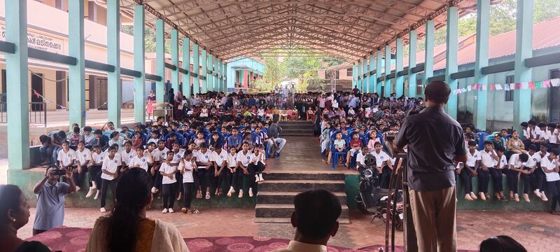 പ്രമാണം:12027 JUNE 5 4.jpg