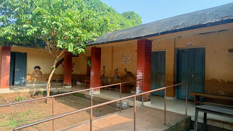 പ്രമാണം:12049 LP SECTION.jpeg