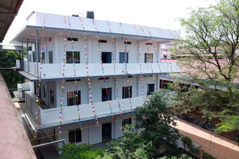 പ്രമാണം:13057 Garden Block.jpg