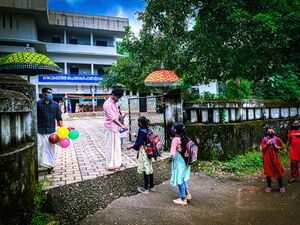 18402 praveshanolsavam 2021-22 1.jpg