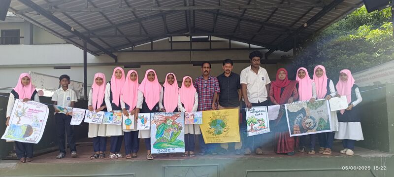 പ്രമാണം:19009-SSCLUB -POSTER 7COLLAGE MAKING.jpg