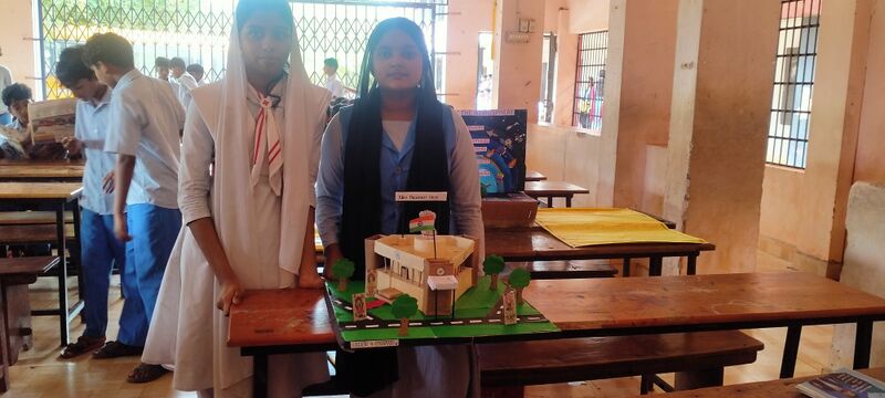 പ്രമാണം:20036-social science fair 2.jpg