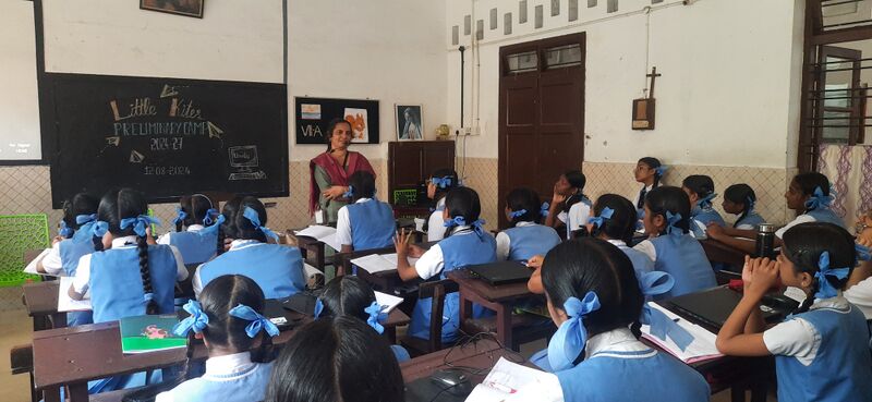 പ്രമാണം:26015 LK24 -27 Prel.camp.jpg