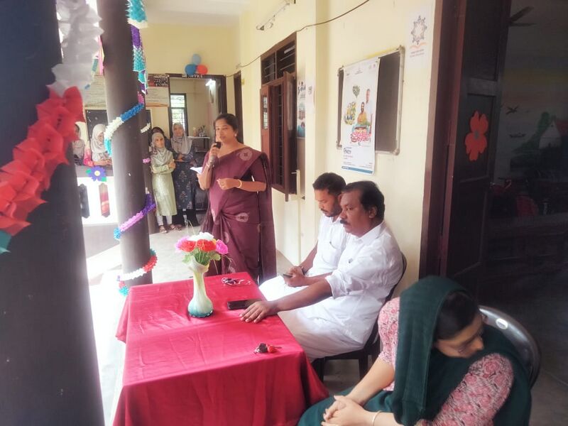 പ്രമാണം:26322-praveshanolsavam ,.jpg