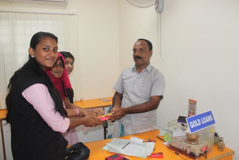 പ്രമാണം:36024 pen21.jpg