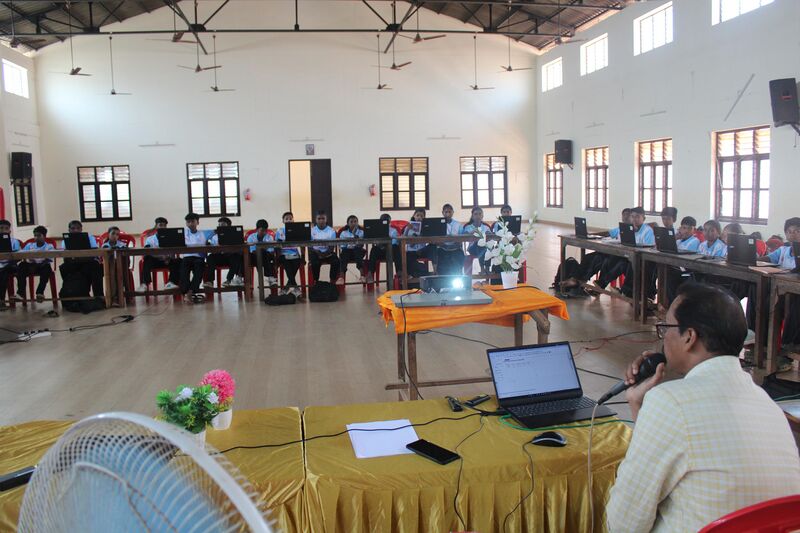 പ്രമാണം:44003 LK PRE CAMP 25.jpg