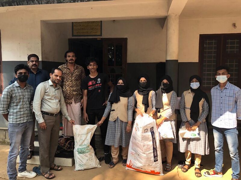 പ്രമാണം:47045-NSS 31.jpeg