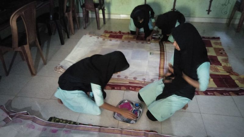 പ്രമാണം:48253vegetable printing.jpg