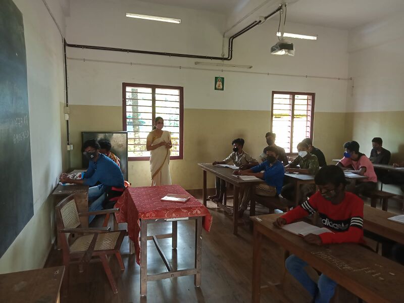 പ്രമാണം:BS21 ALP 35025 1.jpg