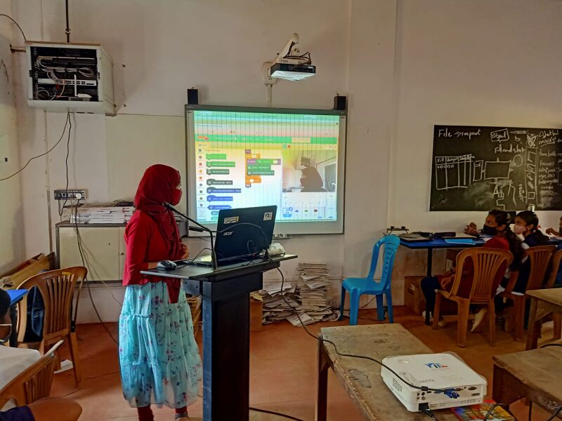 പ്രമാണം:LK SCHOOL CAMP 7.jpeg