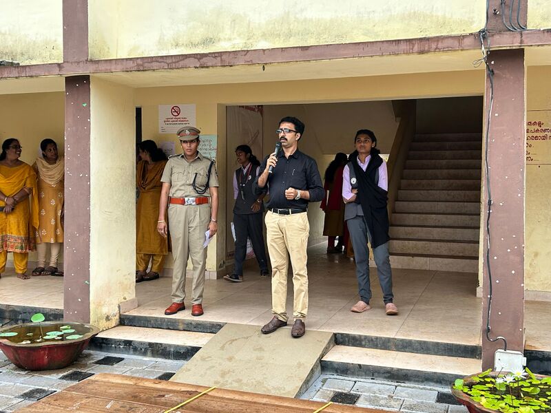 പ്രമാണം:Lv alp 36058 1.jpg