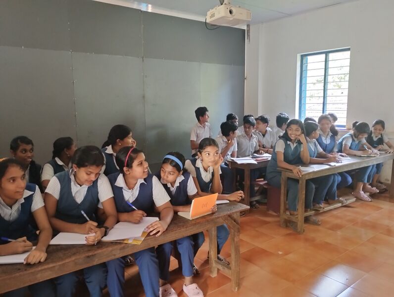 പ്രമാണം:Maths ouiz 30046.jpg